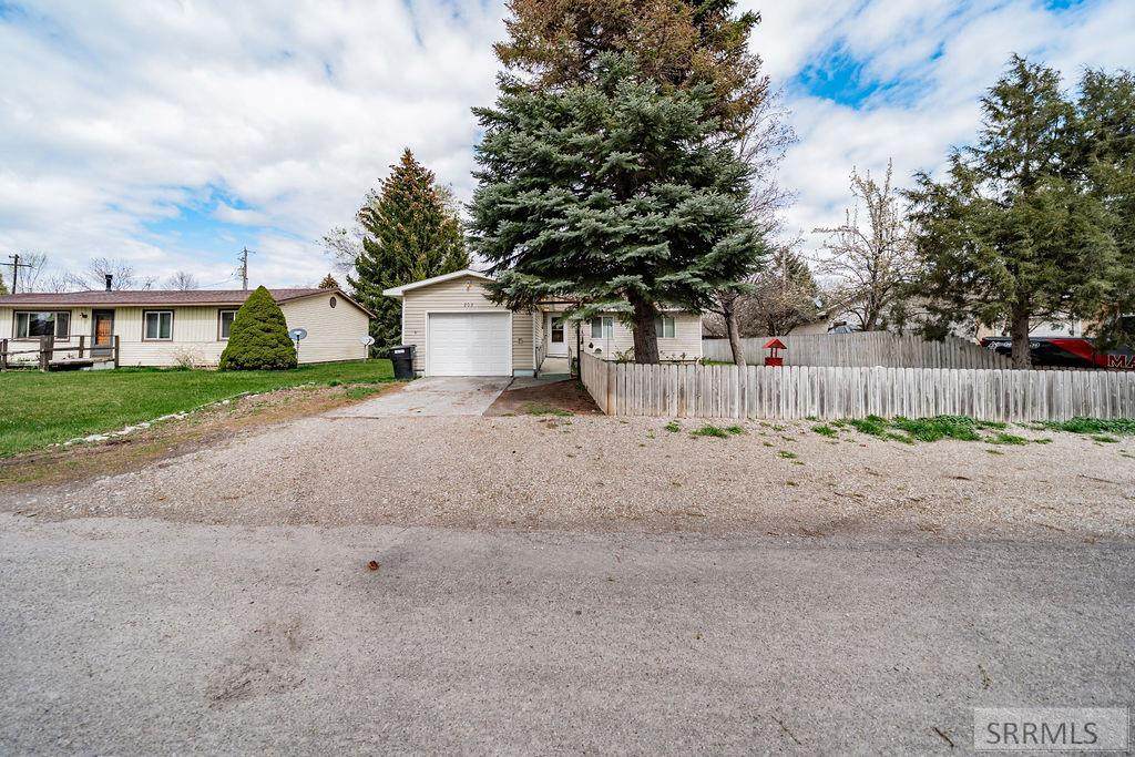 202 Adams Street - Photo 1
