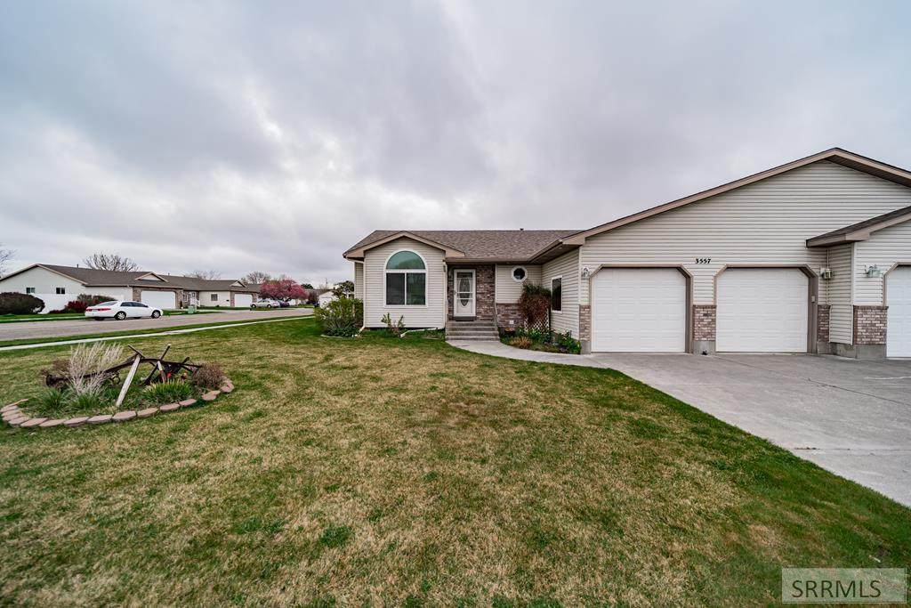 3557 Stonegate Drive - Photo 1