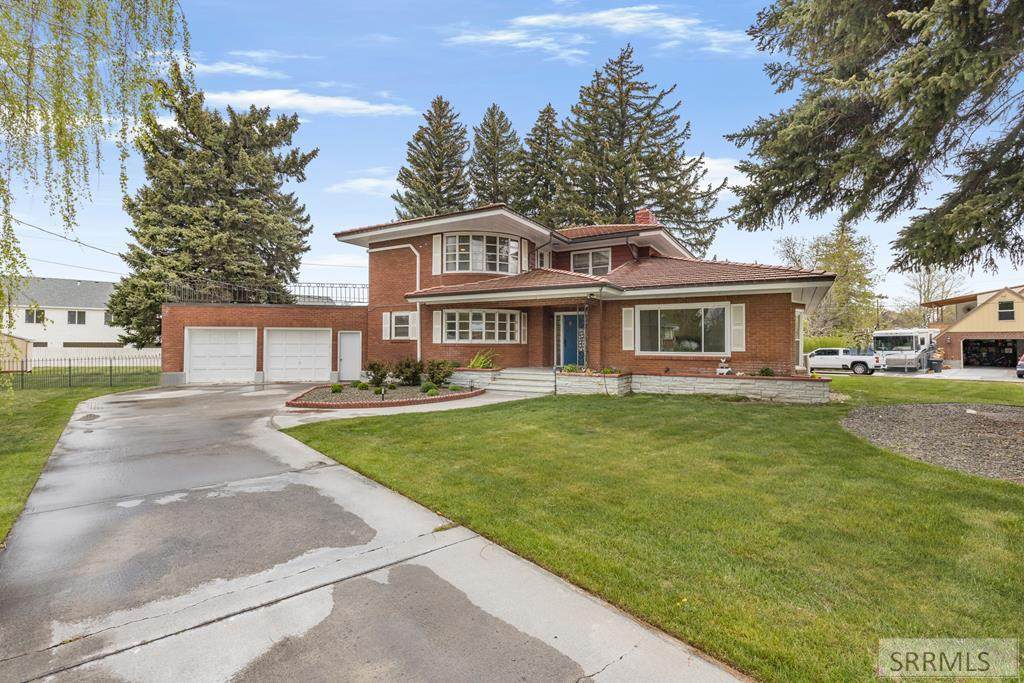 795 Saturn Avenue - Photo 1