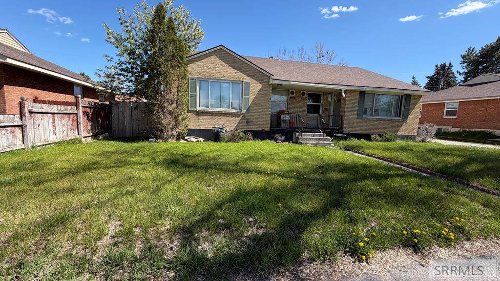 505 Linden Drive - Photo 1