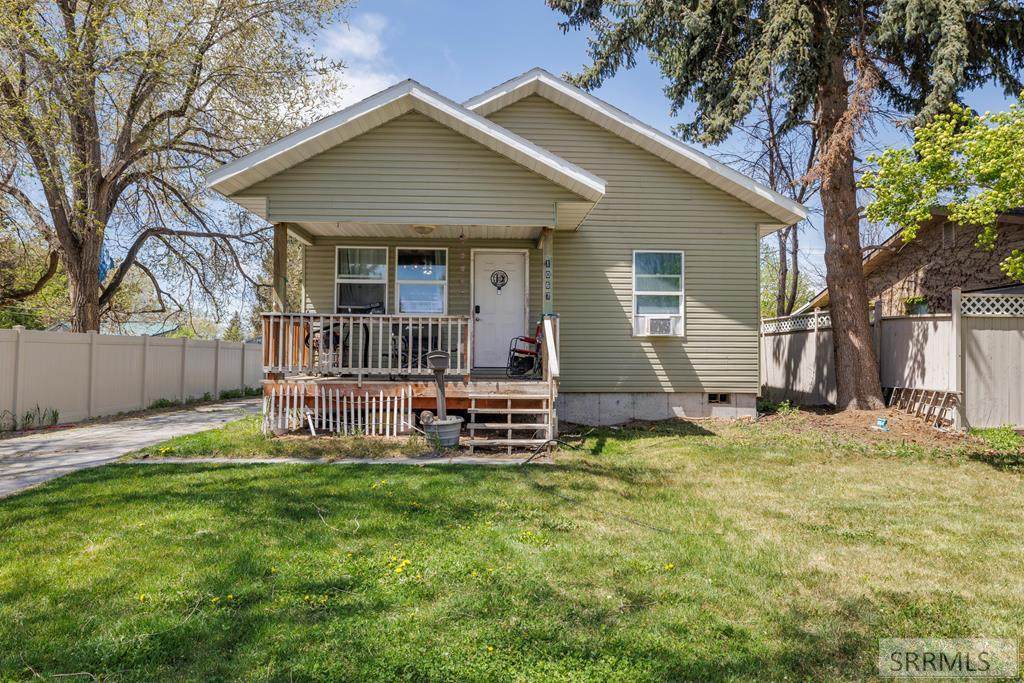 1067 Bannock Avenue - Photo 1