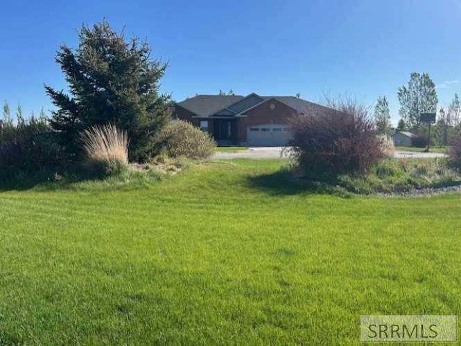 4035 Molly Drive - Photo 1