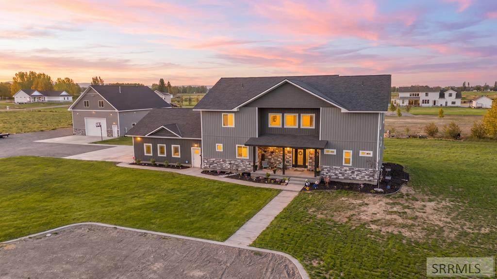 3735 Hirschi Loop Road - Photo 1