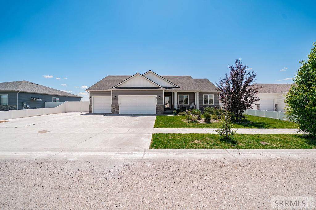 2910 Larson Drive - Photo 1