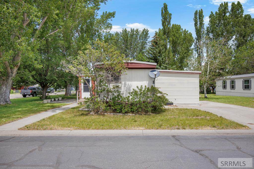 200 Holly Street - Photo 1