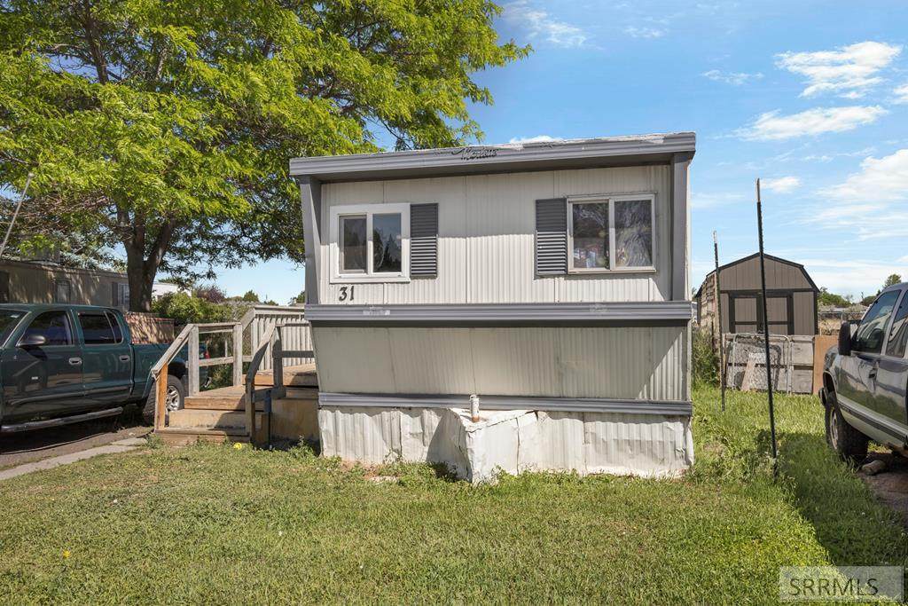 210 Circle Inn - Photo 1