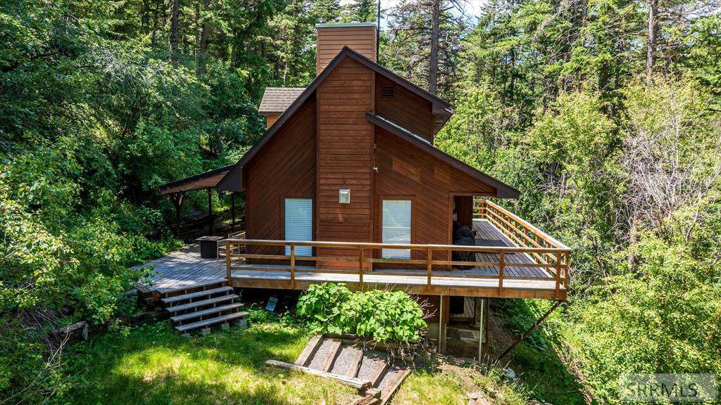 8832 Whispering Pines Road - Photo 1