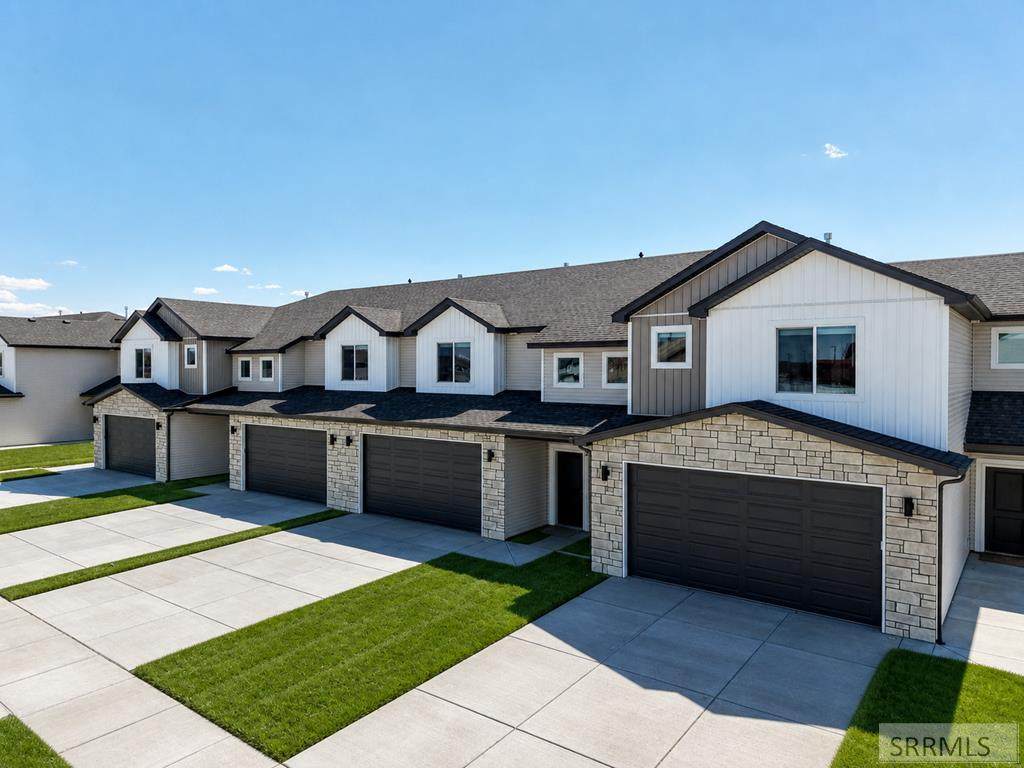 1062 Sharra Avenue - Photo 1