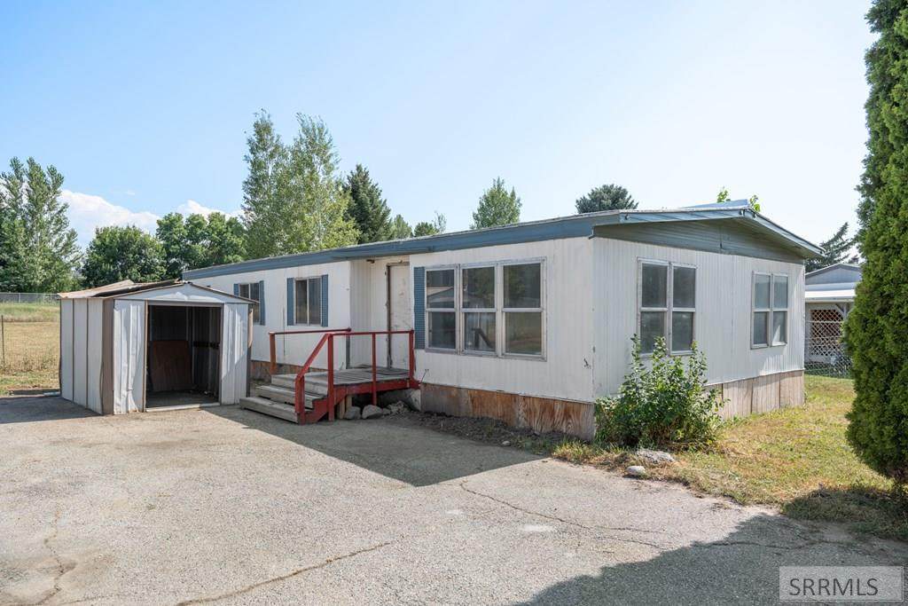 814 Dalmation Drive - Photo 1