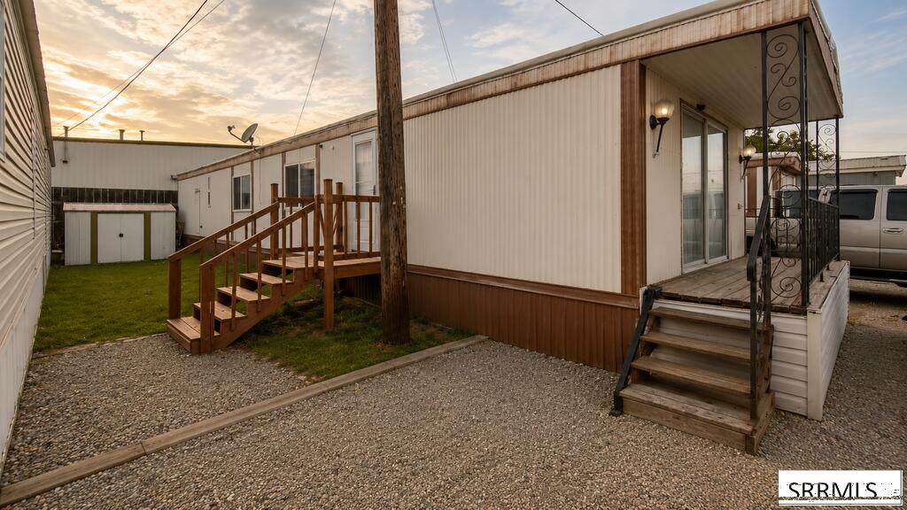 1060 Bridge Street - Photo 1