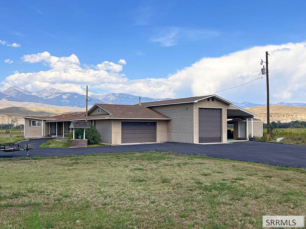 137 Us Hwy 93 - Photo 1