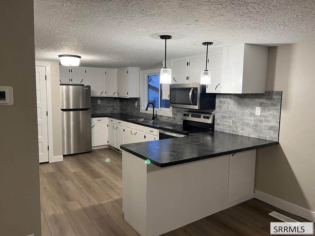 461 Lomax Street - Photo 1