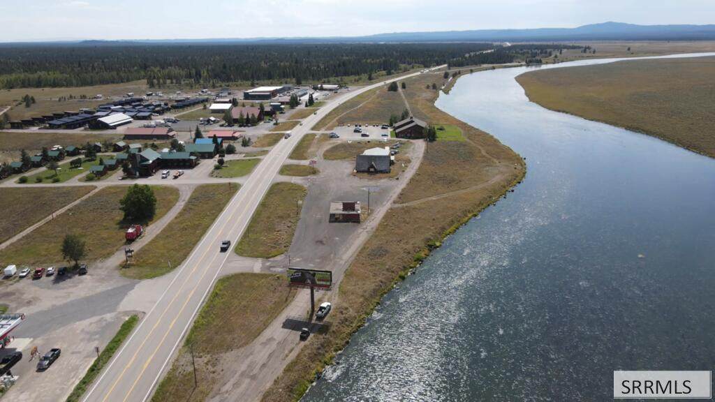 3333 Hwy 20 - Photo 1