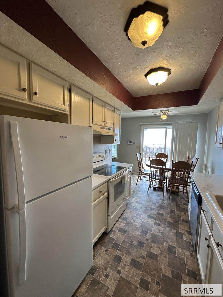 871 Renee - Photo 24