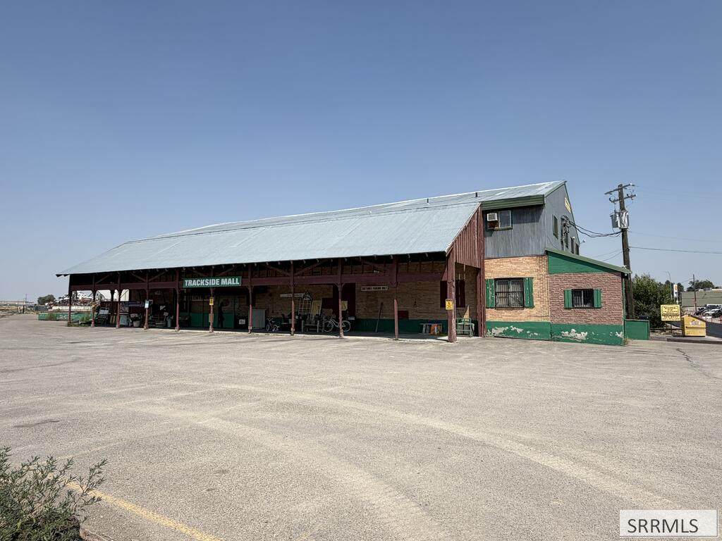 301 Poulson Street - Photo 1