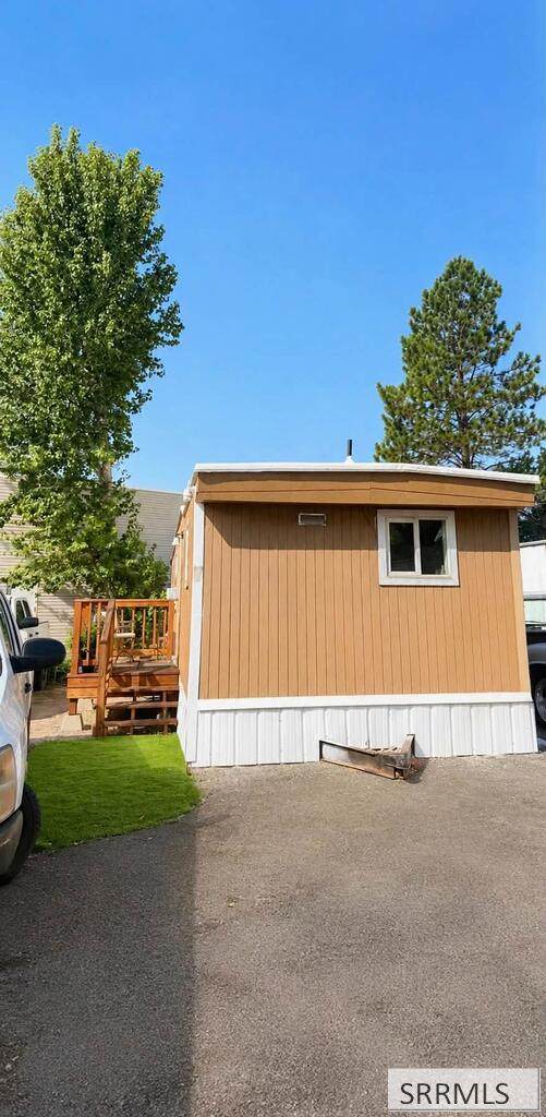 3570 Yellowstone Hwy - Photo 1