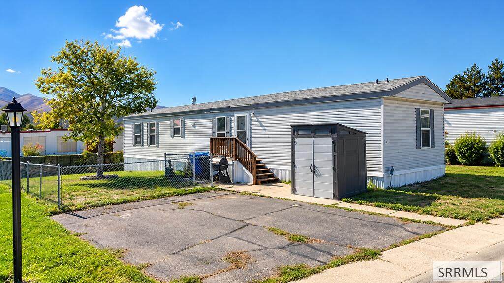 845 Barton Road - Photo 1