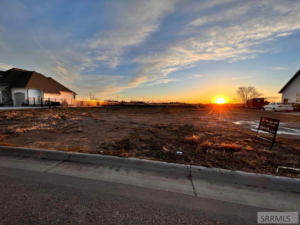 6368 Glass Mountain Boulevard - Photo 1
