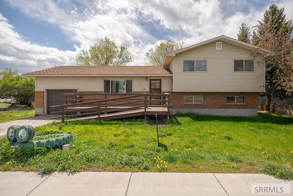 820 Main Street - Photo 1