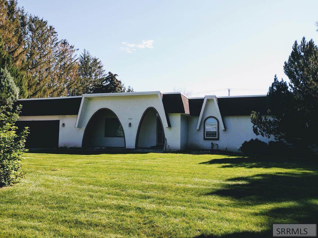 3403 Crestwood Lane - Photo 1