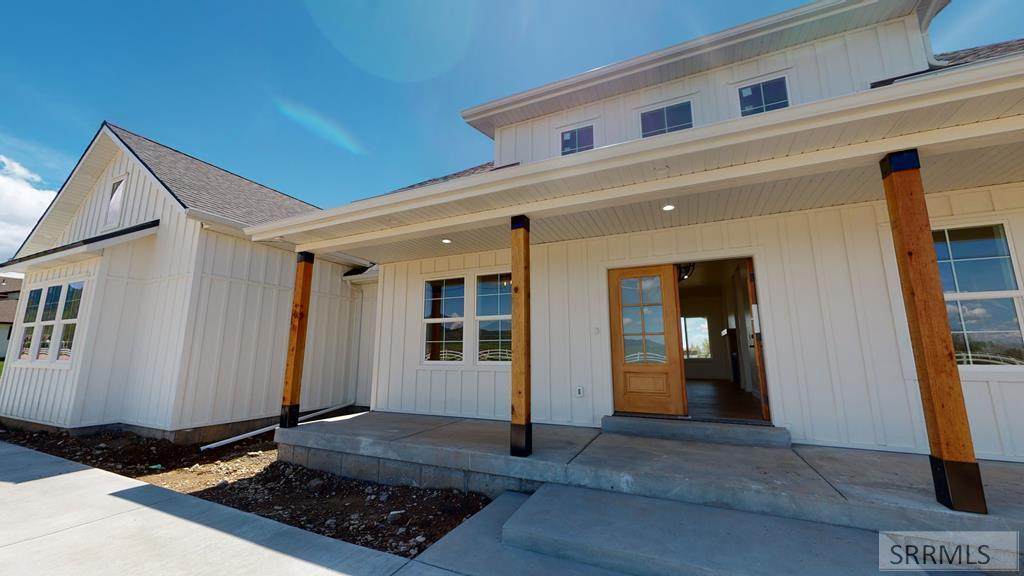 856 Center Street - Photo 1