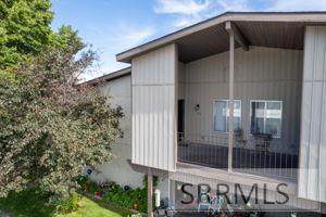 1364 Woodruff Avenue - Photo 1
