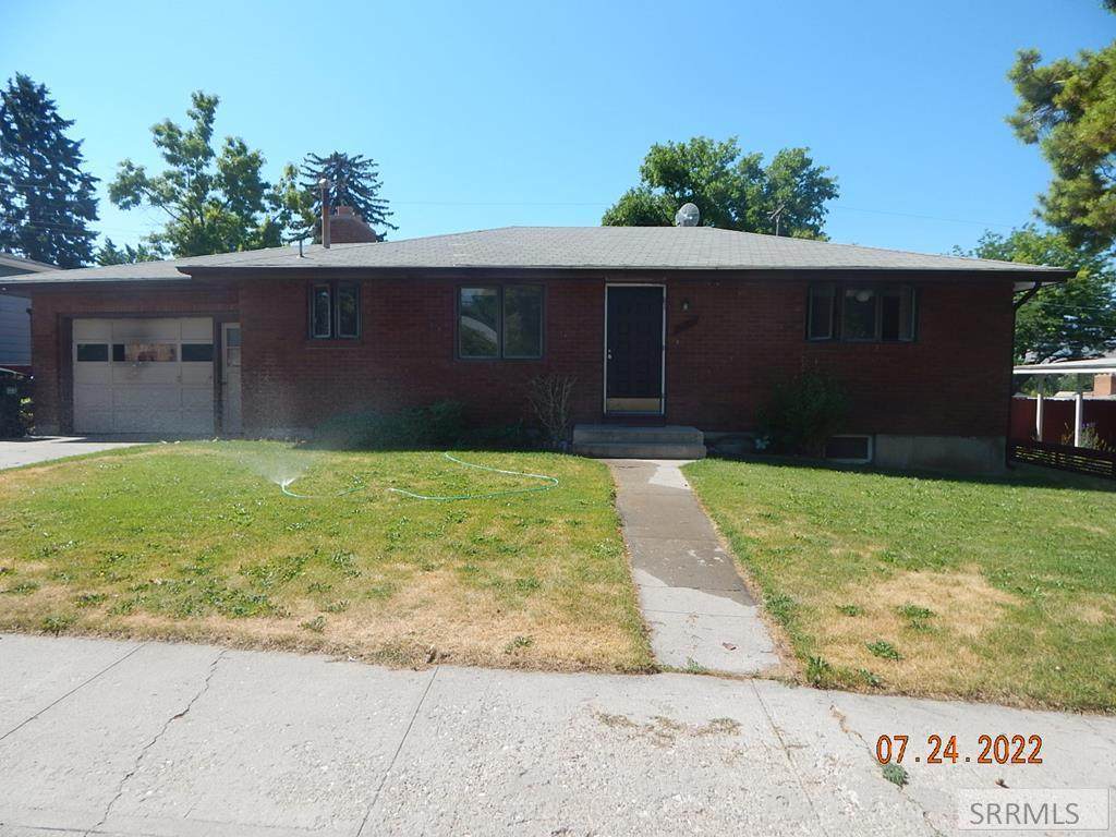 1461 Elm Street - Photo 1