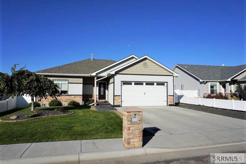 3805 Copper Lane - Photo 1