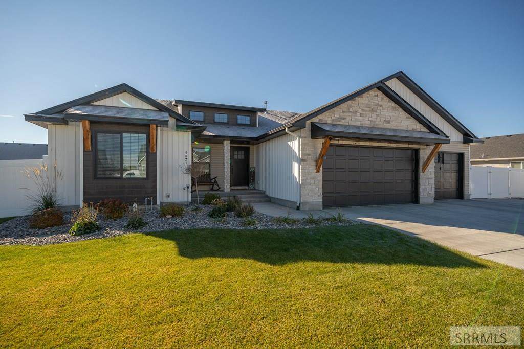 582 Sterling Drive - Photo 1