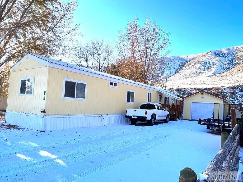 341 Elkhorn Road - Photo 1