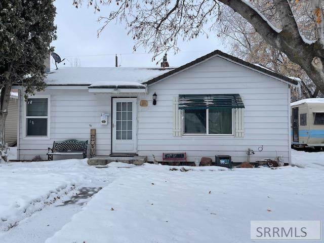1034 Vine Avenue - Photo 1