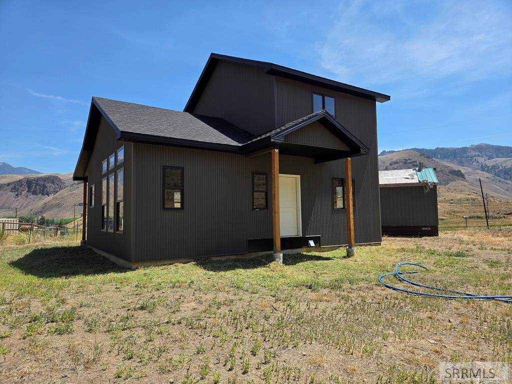 104 Oak Drive - Photo 1