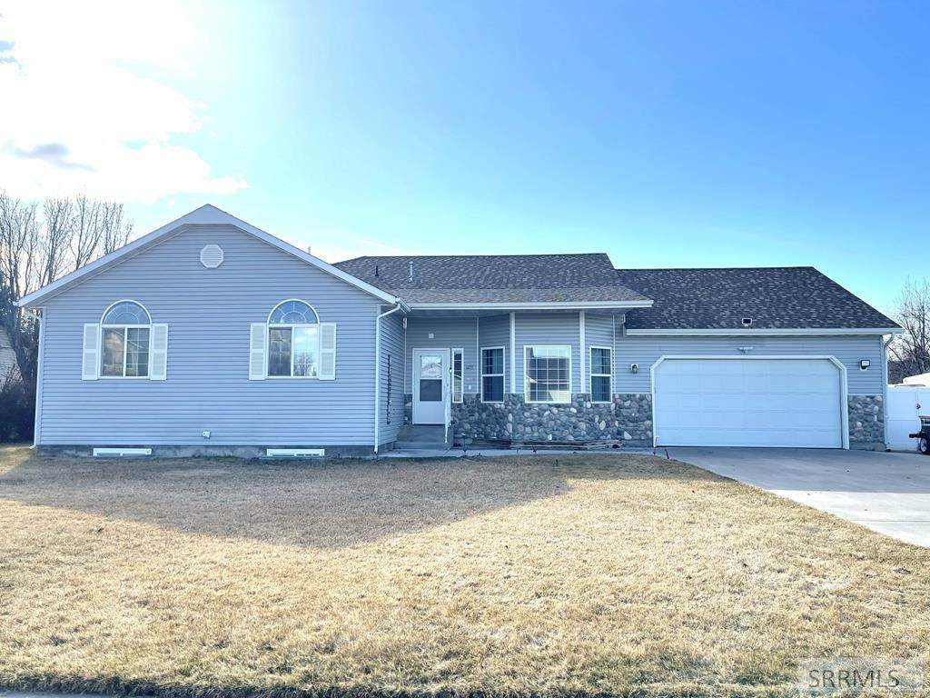 1217 Charlynn Way - Photo 1