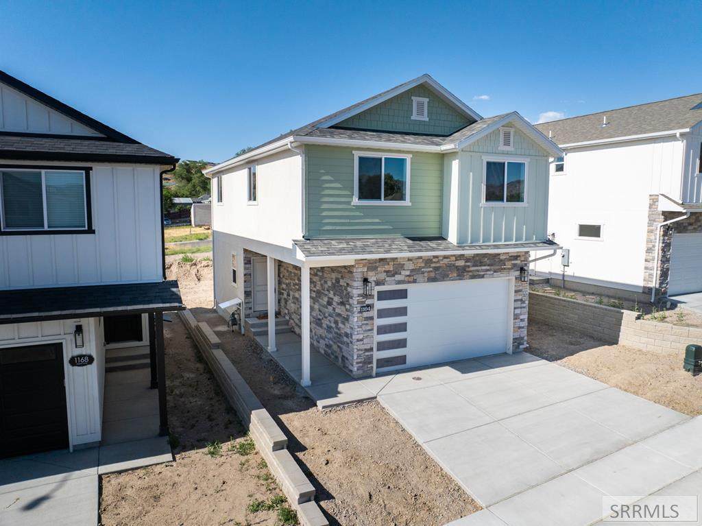 1164 Jasper Loop - Photo 1