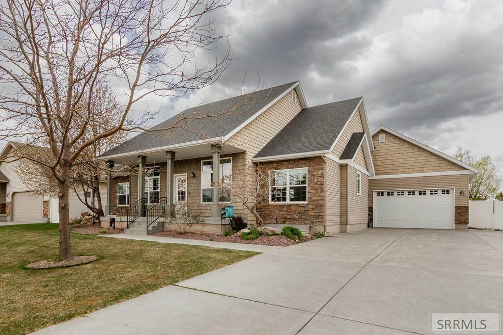 3951 Silverado Drive - Photo 1