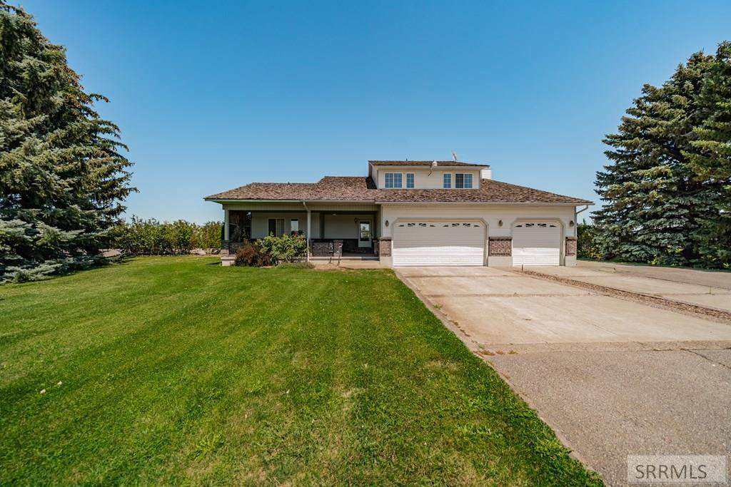 3071 670 N - Photo 1