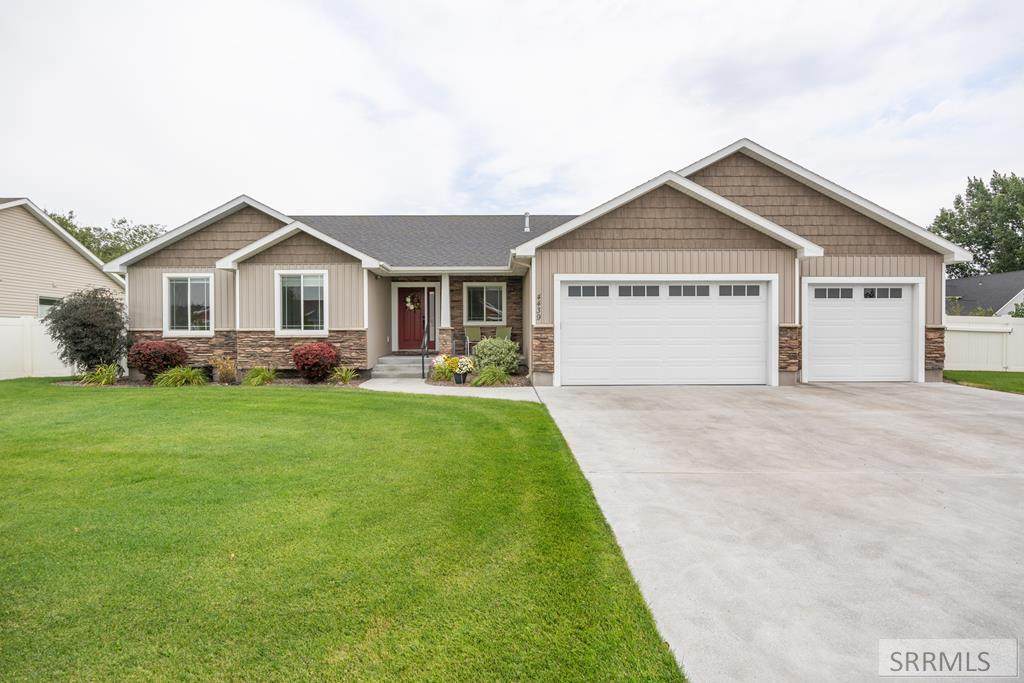 4439 Pocono - Photo 1