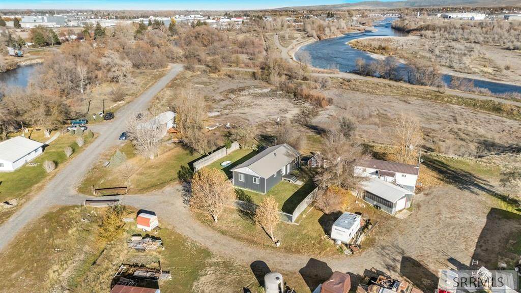 451 Highway 39 - Photo 1