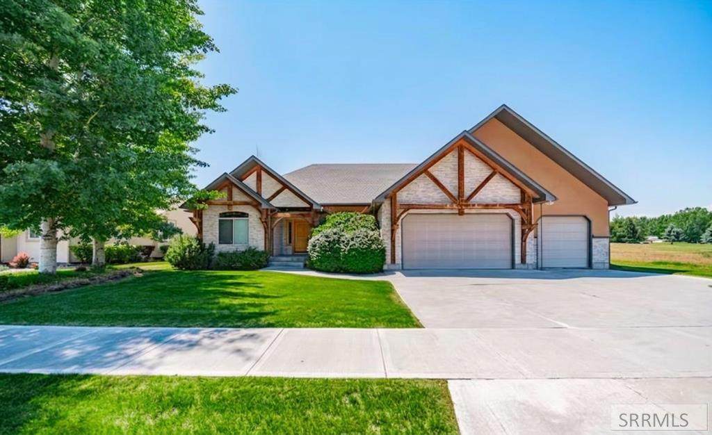5035 Shadow Creek Drive - Photo 1