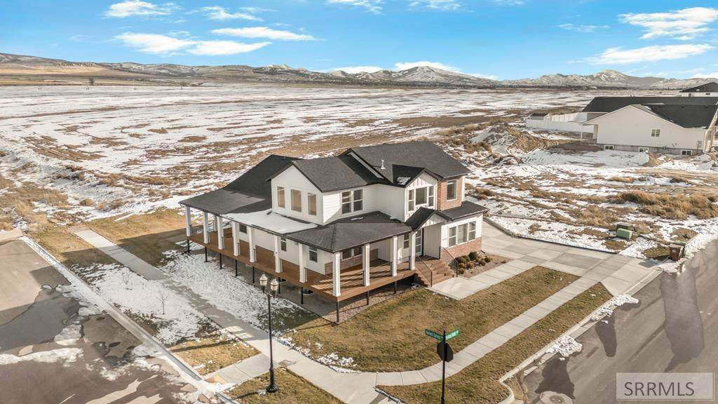 6184 Rolling Hills Loop - Photo 1