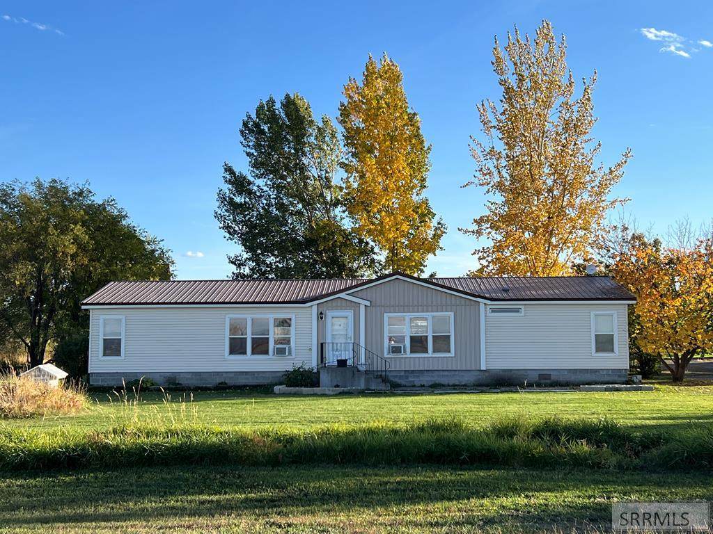 2252 300 N - Photo 1