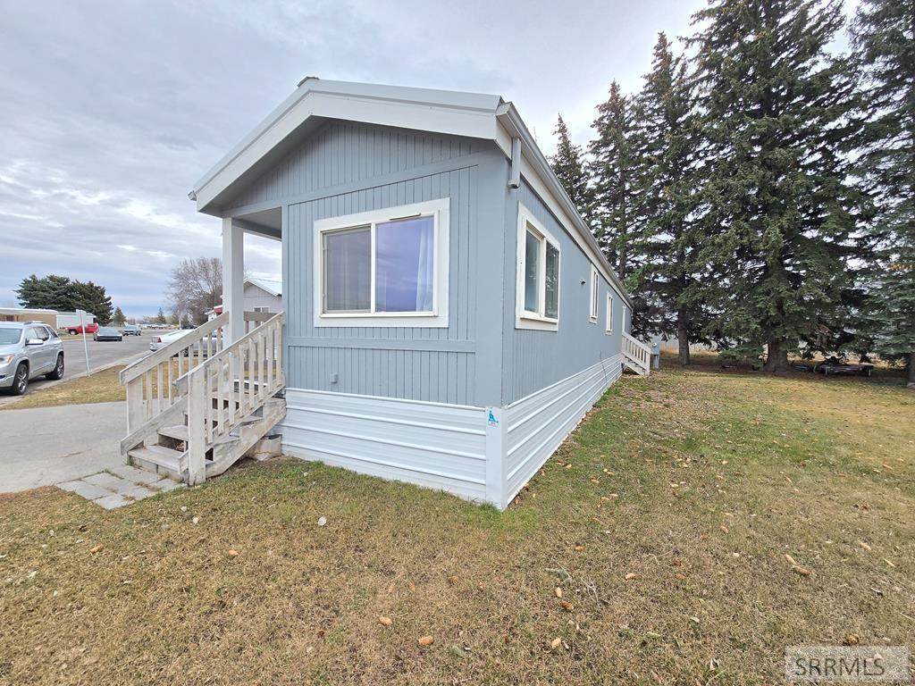 387 Airport Road - Photo 1