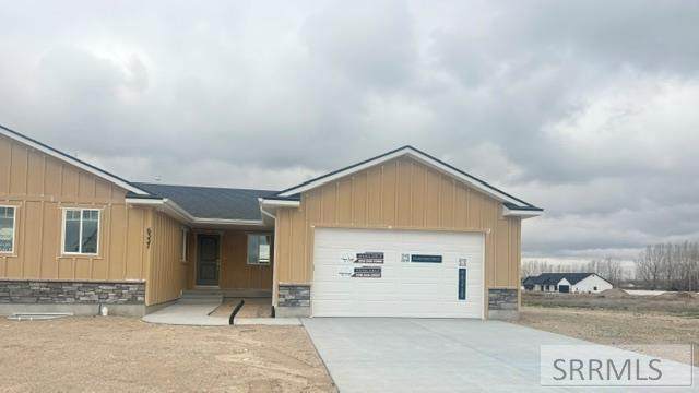 6337 Slider Ln - Photo 1