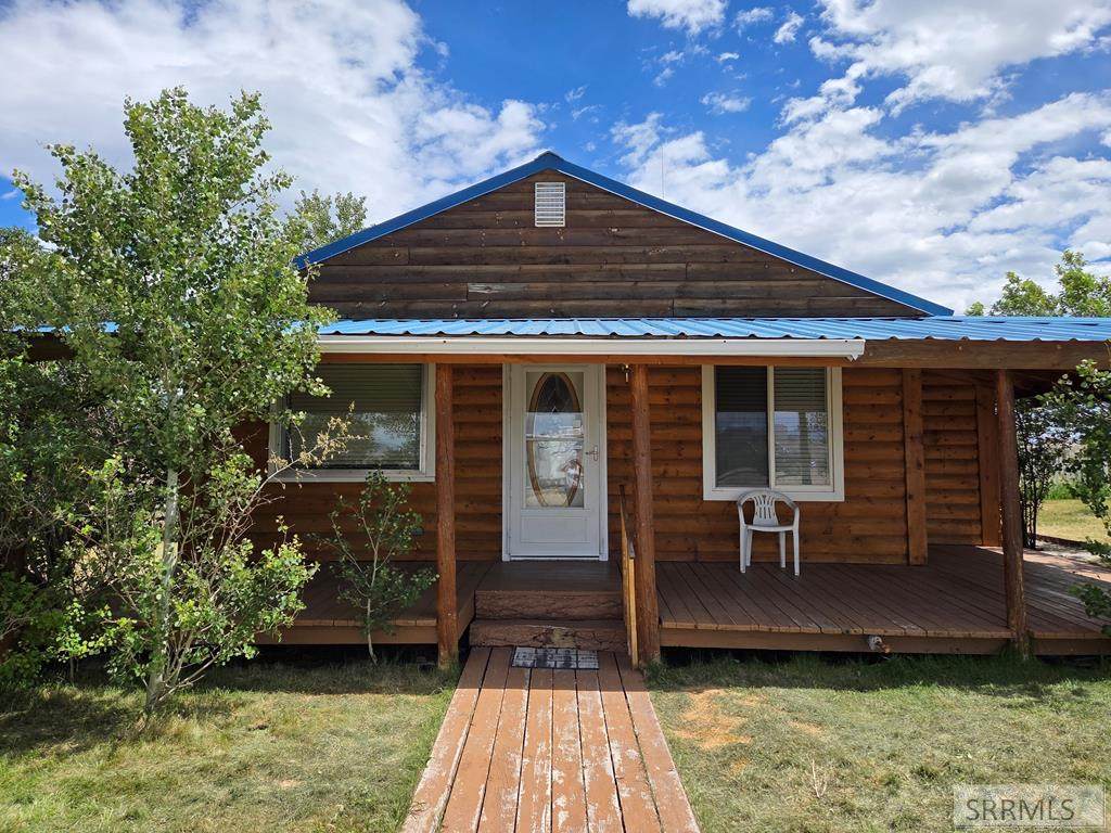401 3rd Street - Photo 1