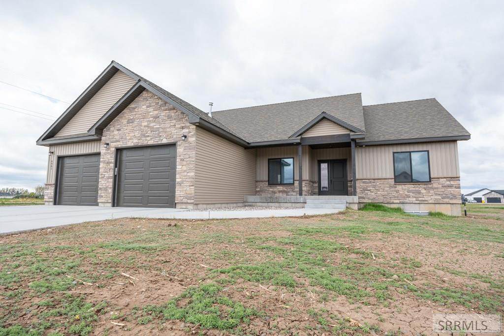 4961 Nordic Way - Photo 1