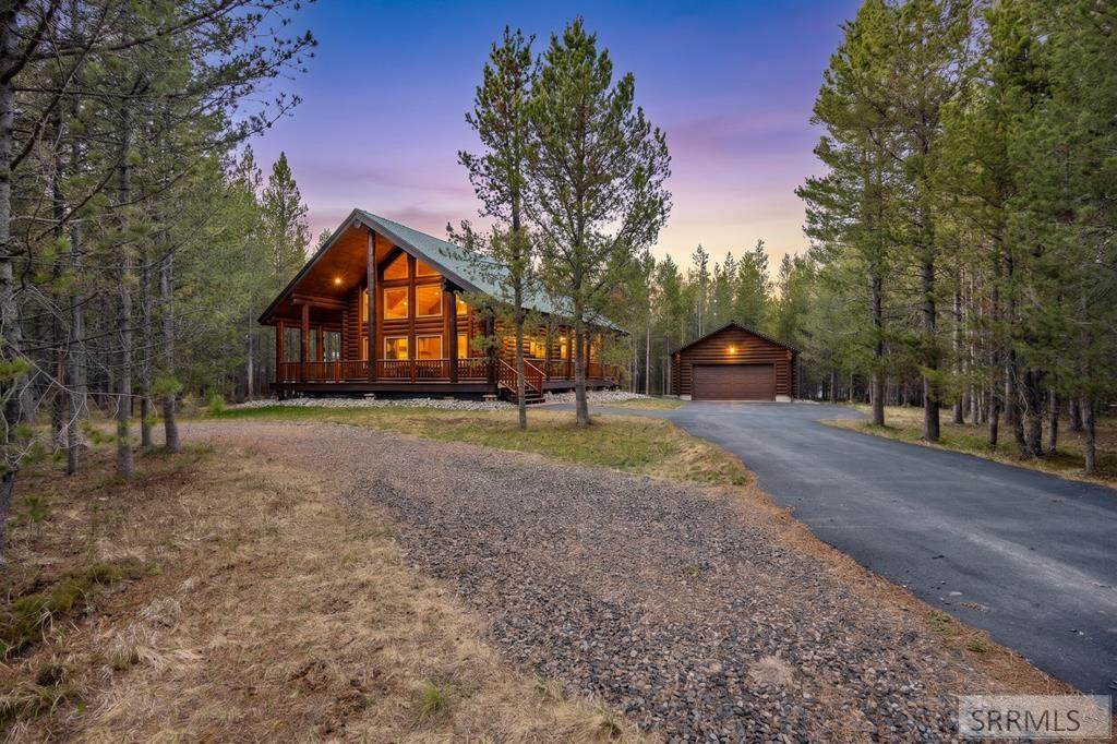 4009 Bridger Run - Photo 1