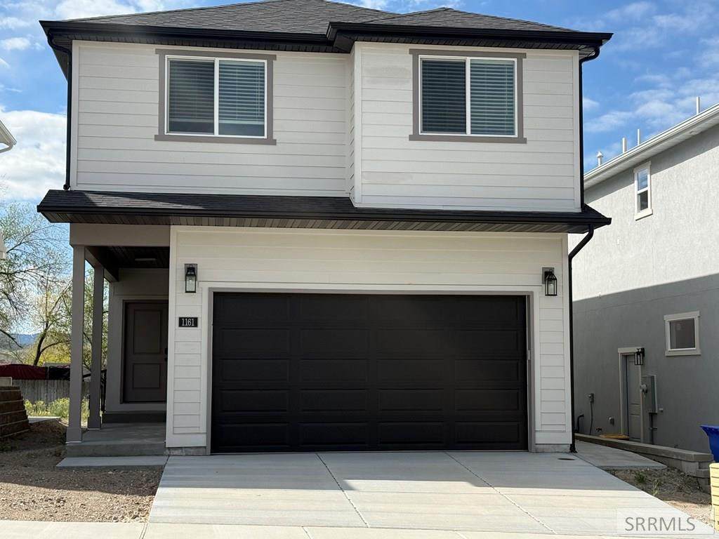 1161 Jasper Loop - Photo 1