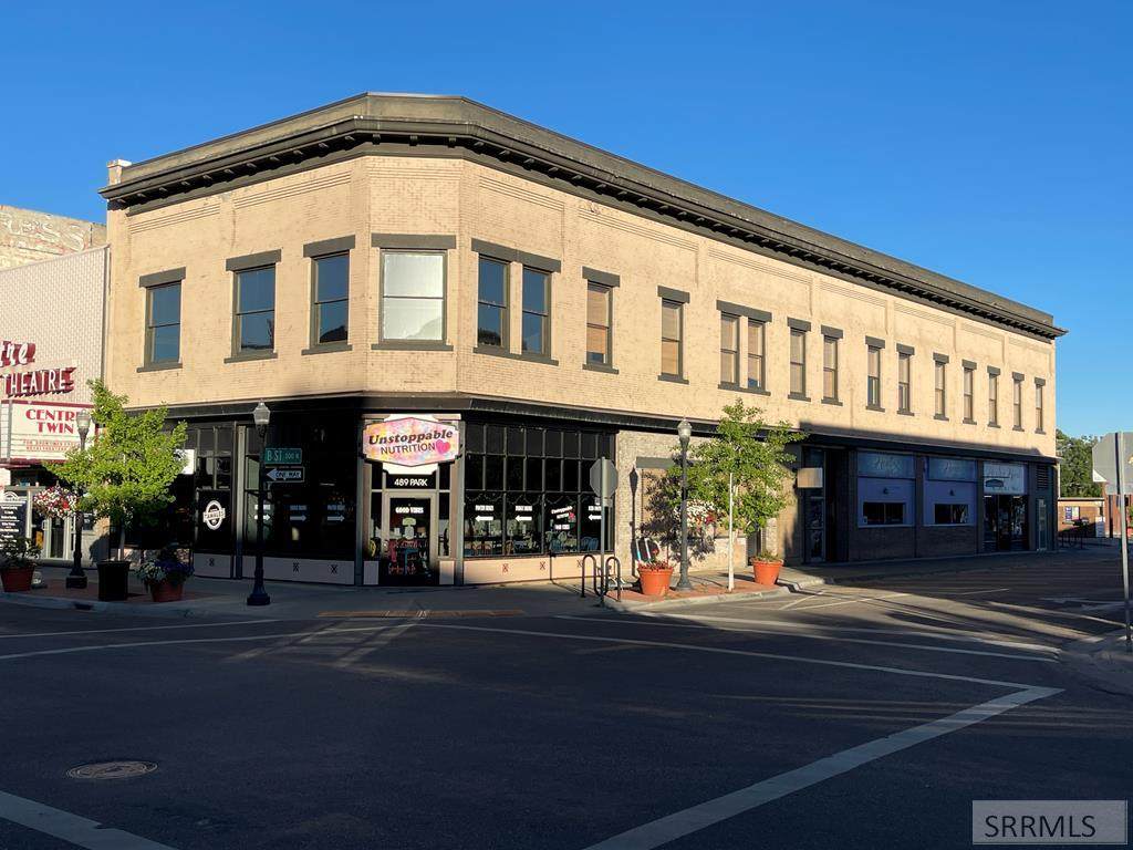 413 B Street - Photo 1