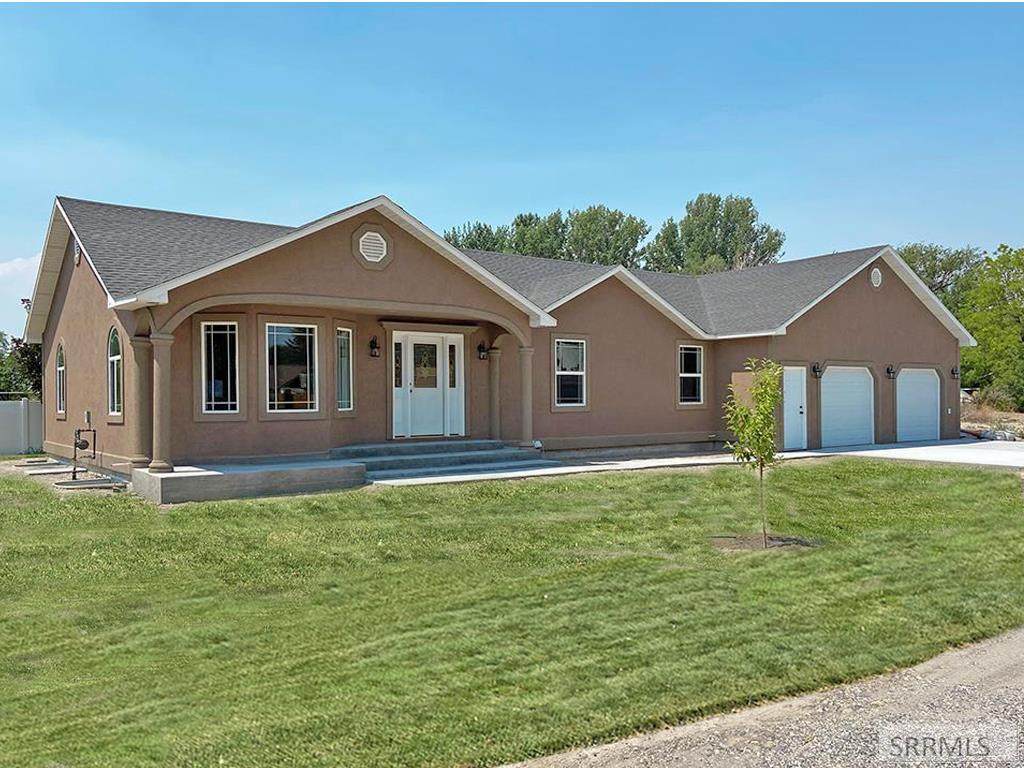 445 Mcadoo - Photo 1