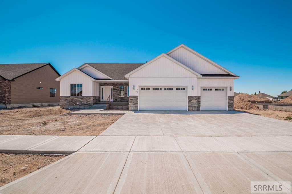 362 Saddle Rock Lane - Photo 1
